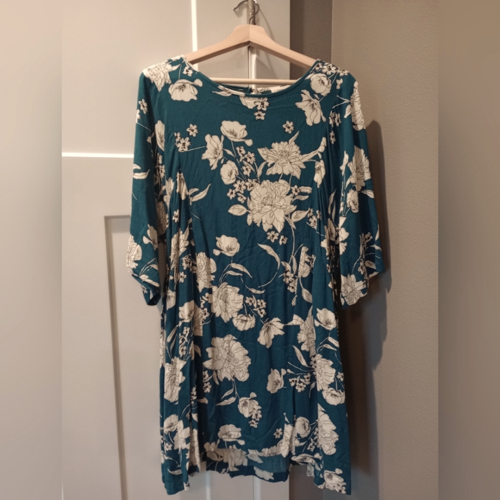Crescent Flowy Floral Dress